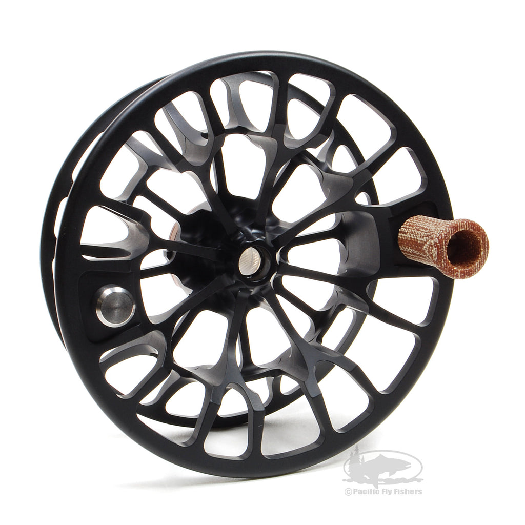 ICAST 2014 Coverage - Ross Animas Fly Reel