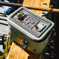 Tacky Grande Fly Dock - MagPad